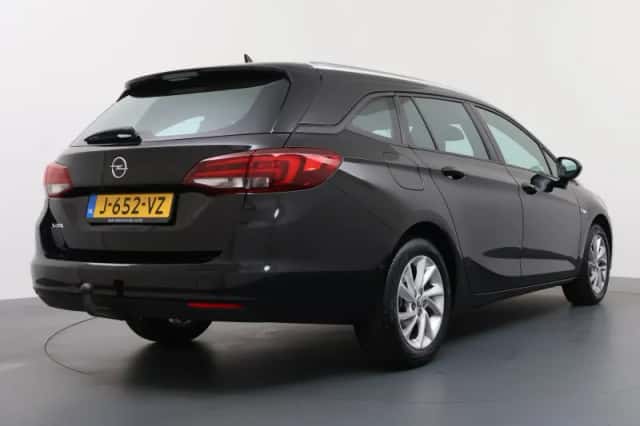 Opel Astra Sports Tourer (2020) thumbnail 2