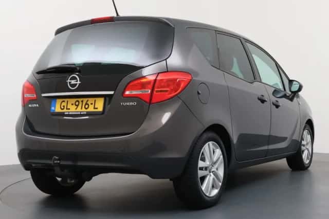 Opel Meriva (2015) thumbnail 2