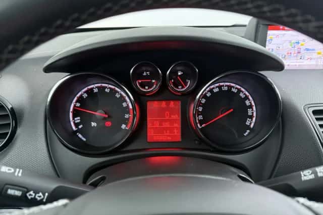 Opel Meriva (2015) thumbnail 18