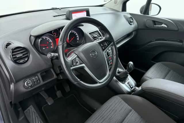 Opel Meriva (2015) thumbnail 8