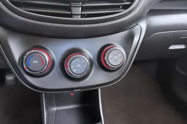 Opel Karl (2016) thumbnail 19