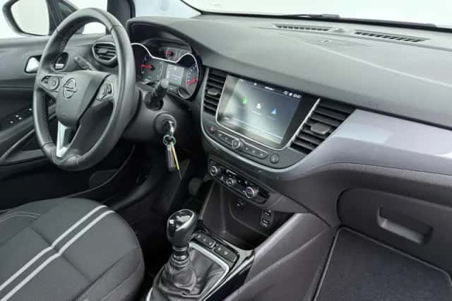 Opel Crossland (2023) thumbnail 3