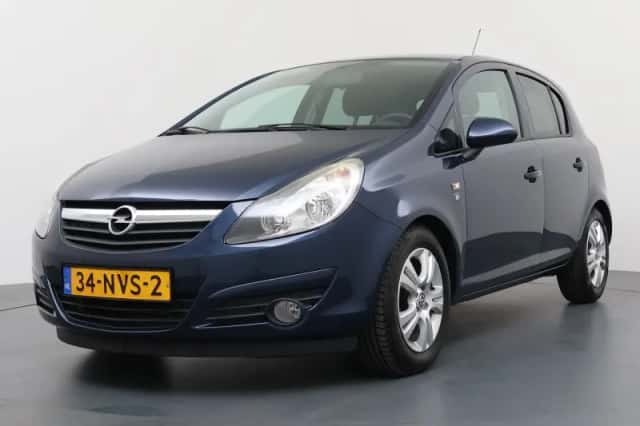 Opel Corsa (2010) thumbnail 1