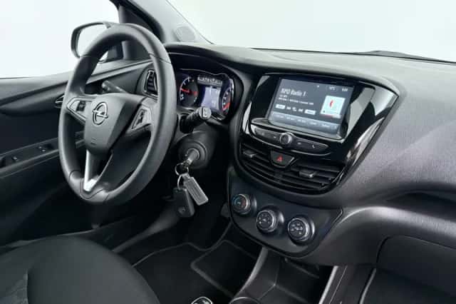 Opel Karl (2018) thumbnail 3
