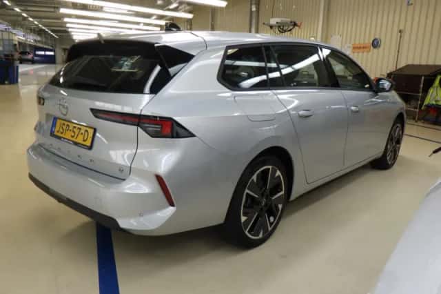 Opel Astra (2025) thumbnail 2