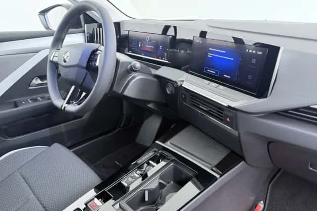 Opel Astra (2025) thumbnail 5