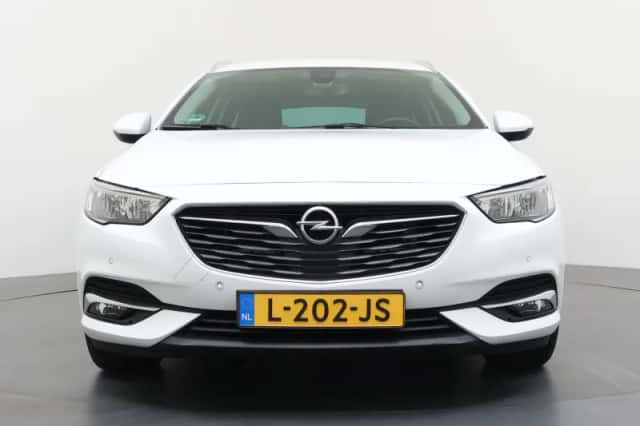 Opel Insignia Sports Tourer (2018) thumbnail 5
