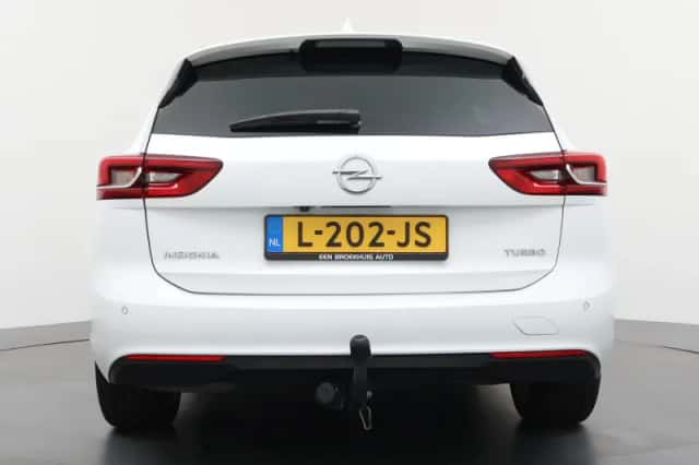 Opel Insignia Sports Tourer (2018) thumbnail 6