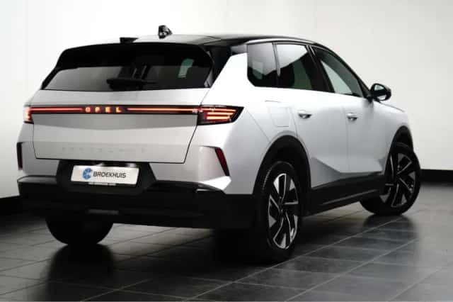 Opel Grandland (2025) thumbnail 3
