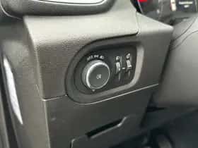 Opel Grandland X (2019) thumbnail 12