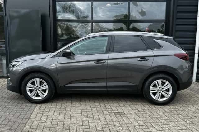Opel Grandland X (2019) thumbnail 3