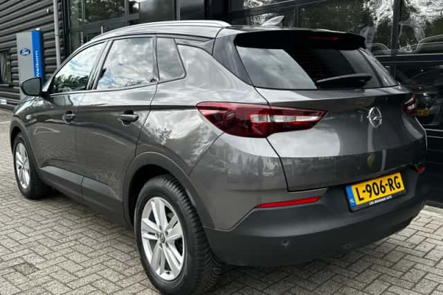 Opel Grandland X (2019) thumbnail 4