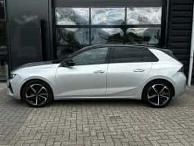 Opel Astra (2024) thumbnail 3