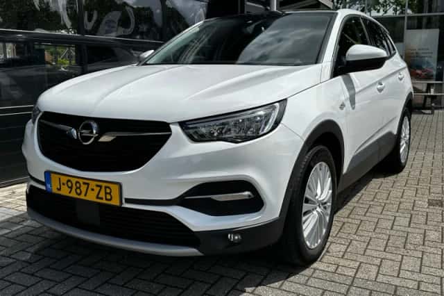 Opel Grandland X (2020) thumbnail 2