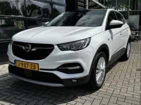 Opel Grandland X (2020) thumbnail 2