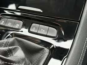 Opel Grandland X (2020) thumbnail 24
