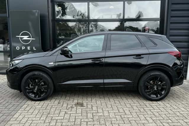 Opel Grandland (2024) thumbnail 3