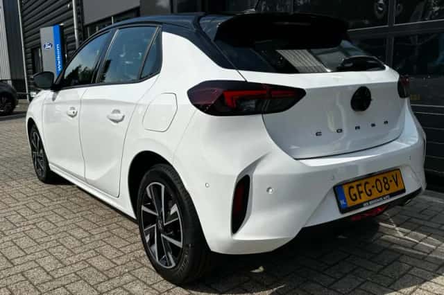 Opel Corsa (2024) thumbnail 4