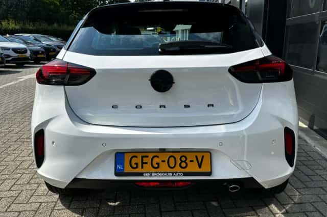 Opel Corsa (2024) thumbnail 5