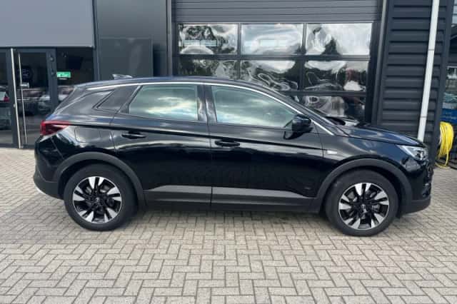 Opel Grandland X (2021) thumbnail 3