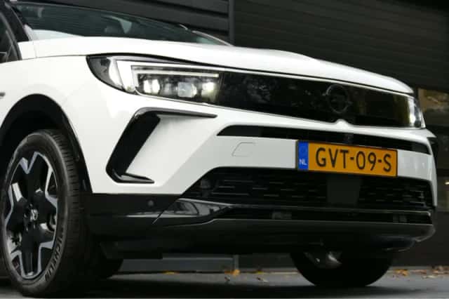 Opel Grandland (2024) thumbnail 9
