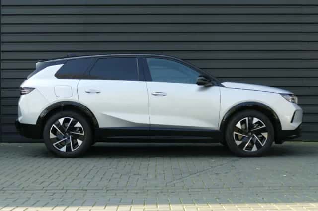 Opel Grandland (2025) thumbnail 3