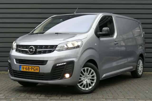 Opel Vivaro (2024) thumbnail 1