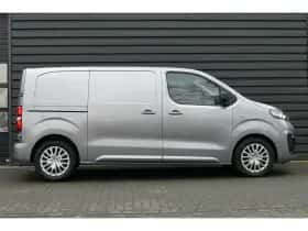 Opel Vivaro (2024) thumbnail 3