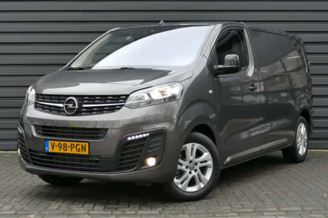 Opel Vivaro (2024) thumbnail 1
