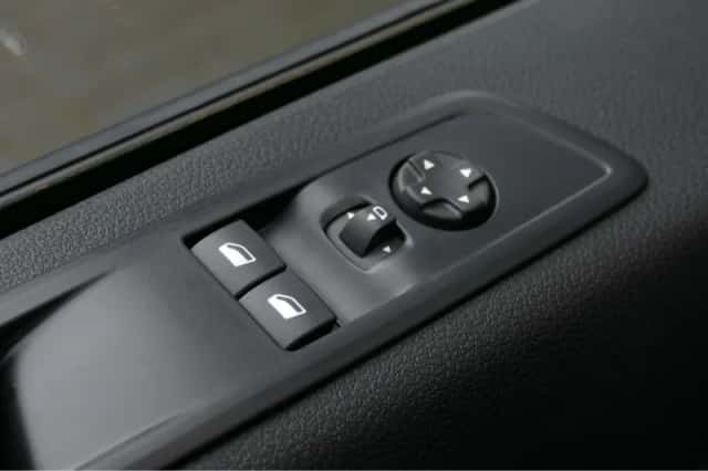 Opel Vivaro (2024) thumbnail 15