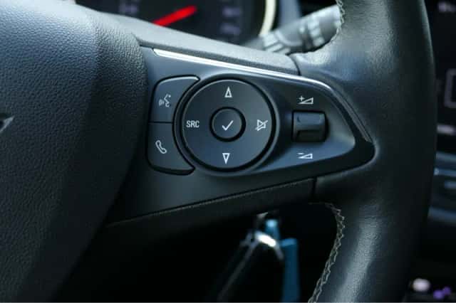 Opel Crossland (2021) thumbnail 19