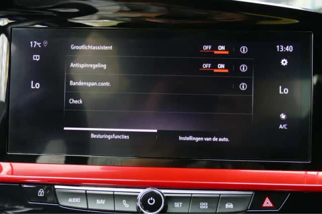 Opel Mokka (2022) thumbnail 27