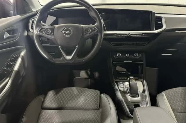 Opel Grandland (2022) thumbnail 16