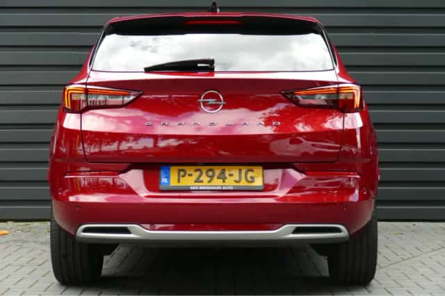 Opel Grandland (2022) thumbnail 5