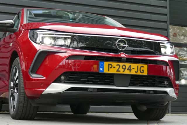 Opel Grandland (2022) thumbnail 9