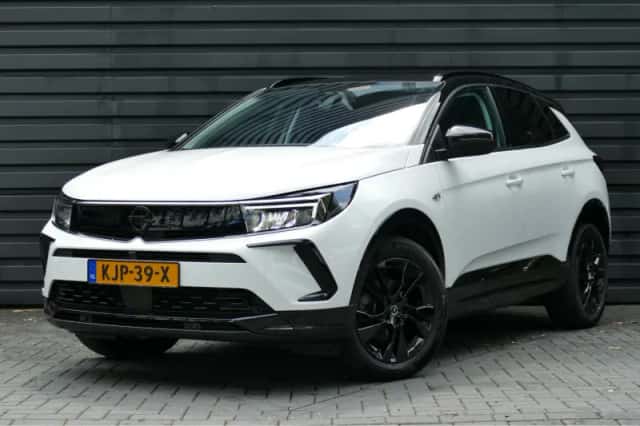 Opel Grandland (2024) thumbnail 1