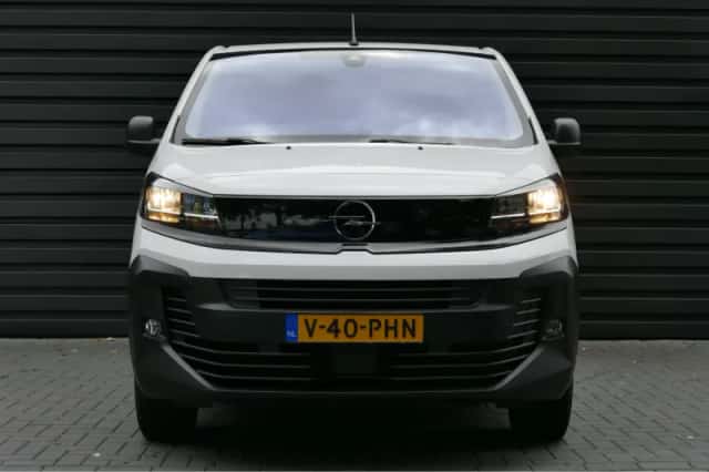 Opel Vivaro (2024) thumbnail 4