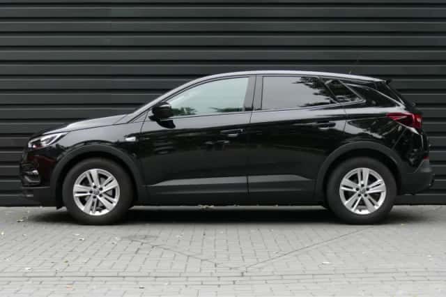 Opel Grandland X (2020) thumbnail 2