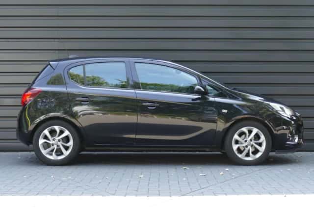 Opel Corsa (2017) thumbnail 3