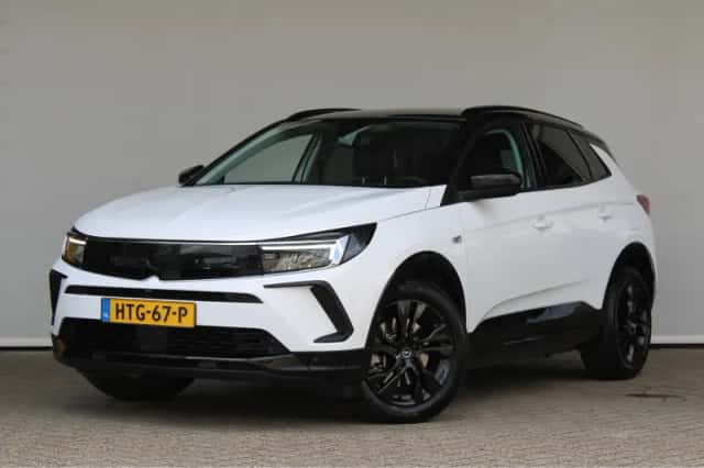Opel Grandland (2023) thumbnail 1