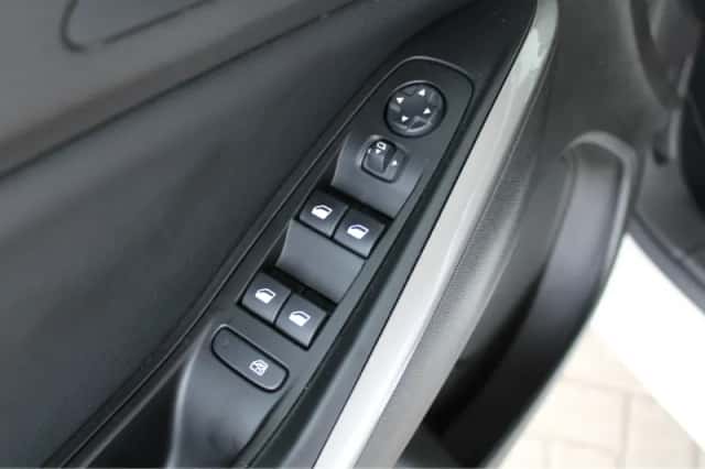 Opel Grandland (2023) thumbnail 18