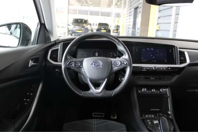 Opel Grandland (2023) thumbnail 21