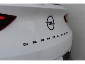 Opel Grandland (2023) thumbnail 9