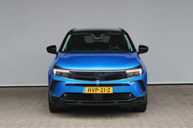Opel Grandland (2022) thumbnail 2