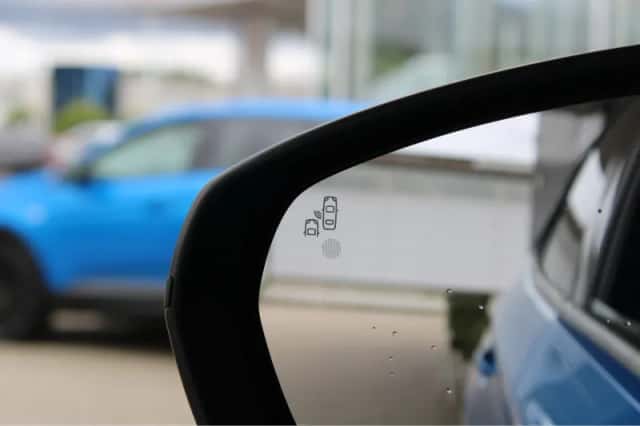 Opel Grandland (2022) thumbnail 15