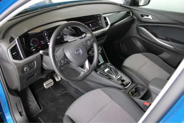 Opel Grandland (2022) thumbnail 17