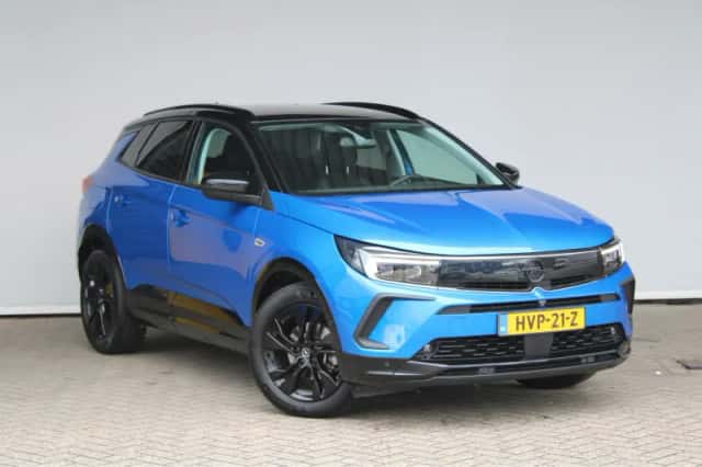 Opel Grandland (2022) thumbnail 3