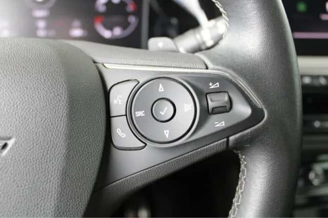 Opel Grandland (2022) thumbnail 26