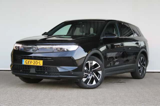 Opel Grandland (2024) thumbnail 1