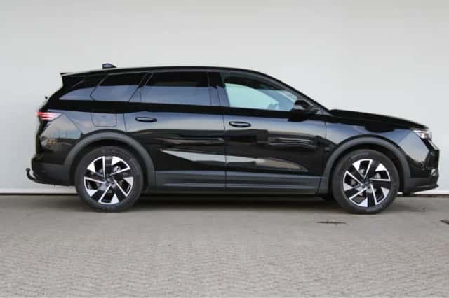 Opel Grandland (2024) thumbnail 8